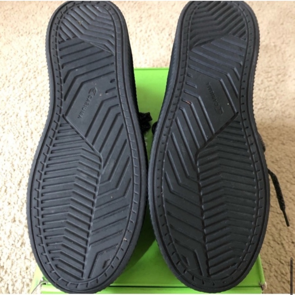 Cariuma Black Heather Knit Ibi High-Top Sneakers, NWOT in original packaging - Picture 8 of 13